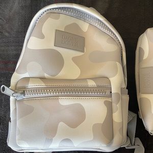 Dagne Dover small Dakota